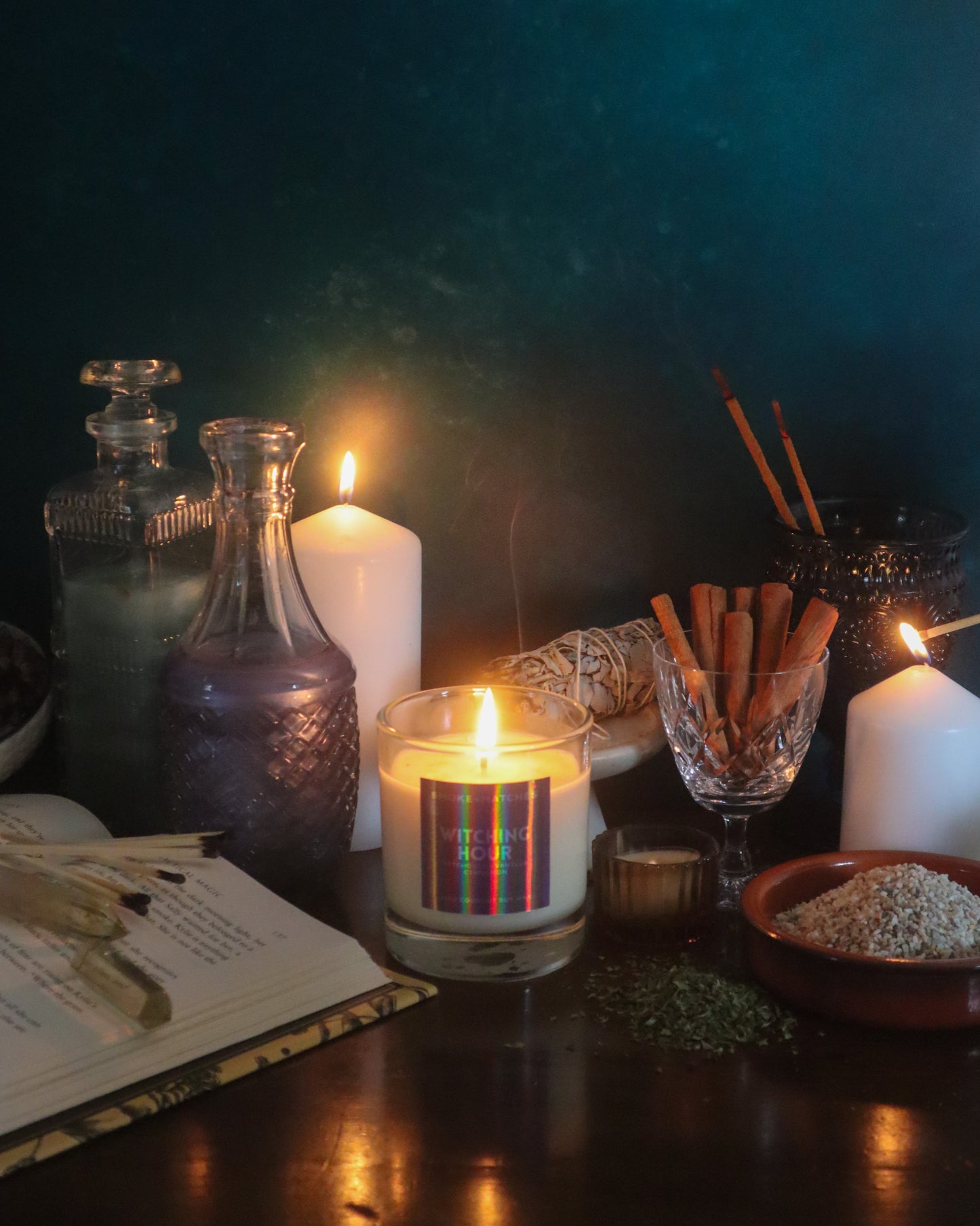 🔮 Witching Hour 🔮  - 220g Candle